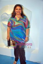 at Karan Johar Show in HDIL Couture Week, Mumbai on 16th Oct 2009 (121).JPG